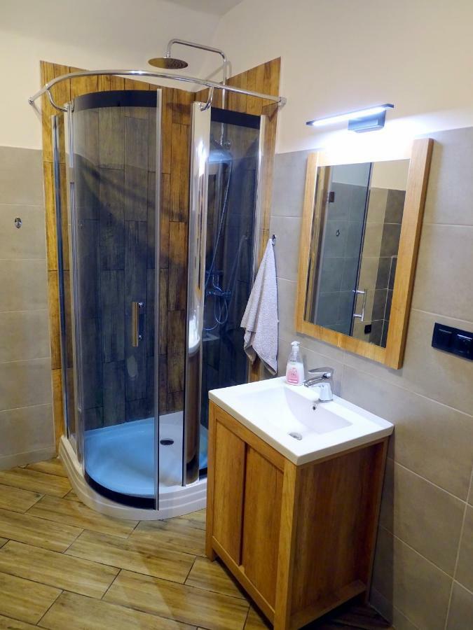 Stary Toruń Mur 4 - Apartament Z Patio מראה חיצוני תמונה